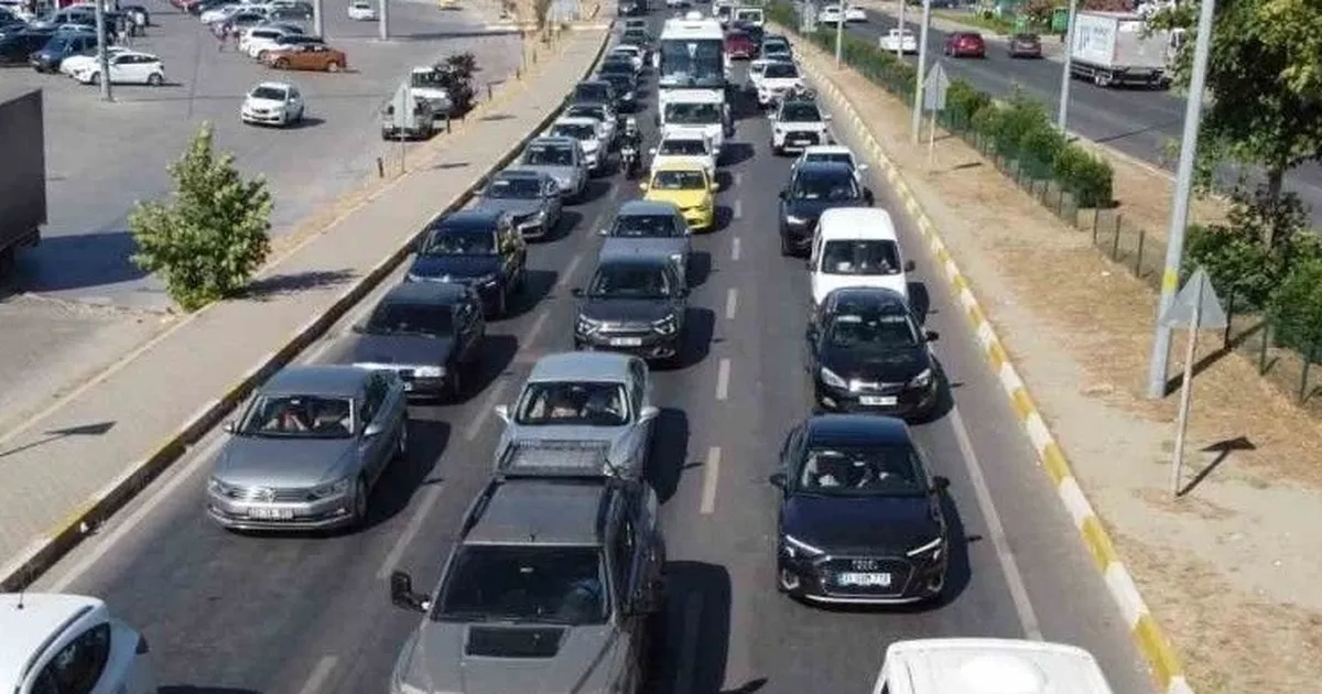 30 milyonu aşkın taşıt trafikte! Otomobillerde ‘gri’yi sevdik